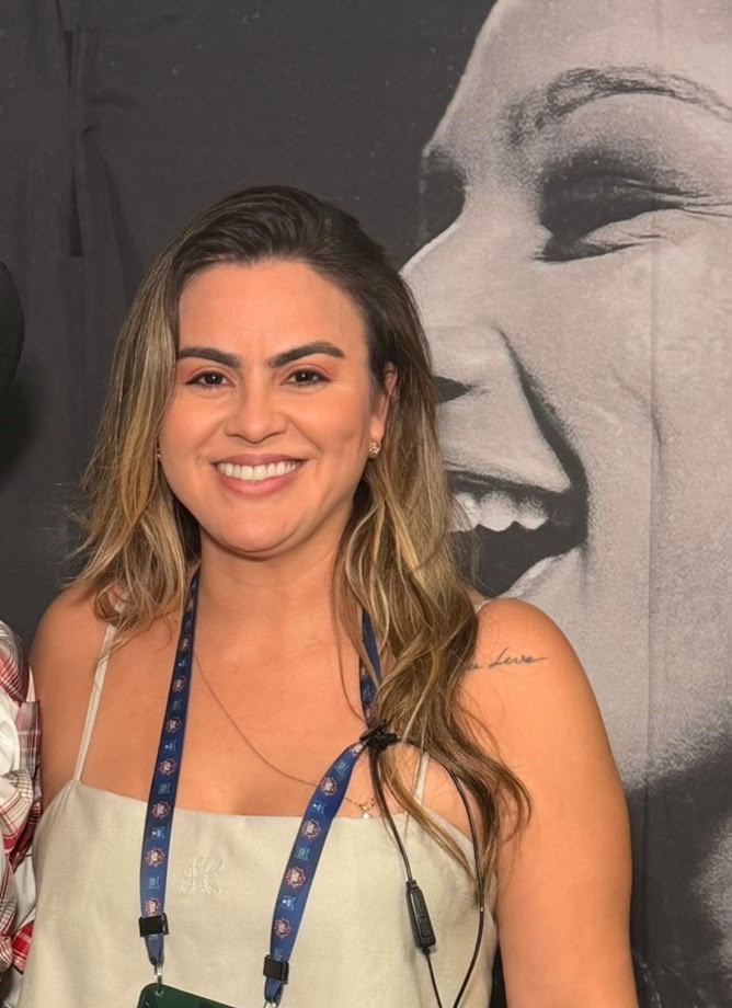 ANA KAROLINA DA COSTA ASSUNÇÃO